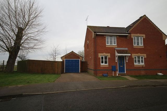  Image of 2 bedroom Semi-Detached house to rent in Morton Close Ely CB7 at Morton Close  Ely, CB7 4FE