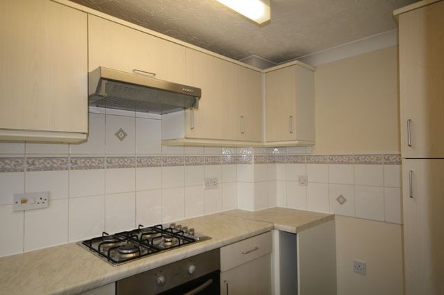  Image of 2 bedroom Semi-Detached house to rent in Morton Close Ely CB7 at Morton Close  Ely, CB7 4FE