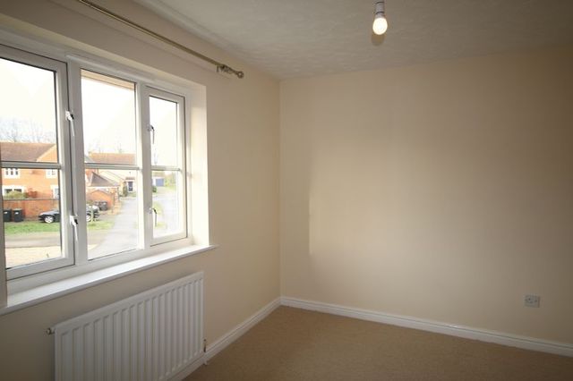  Image of 2 bedroom Semi-Detached house to rent in Morton Close Ely CB7 at Morton Close  Ely, CB7 4FE