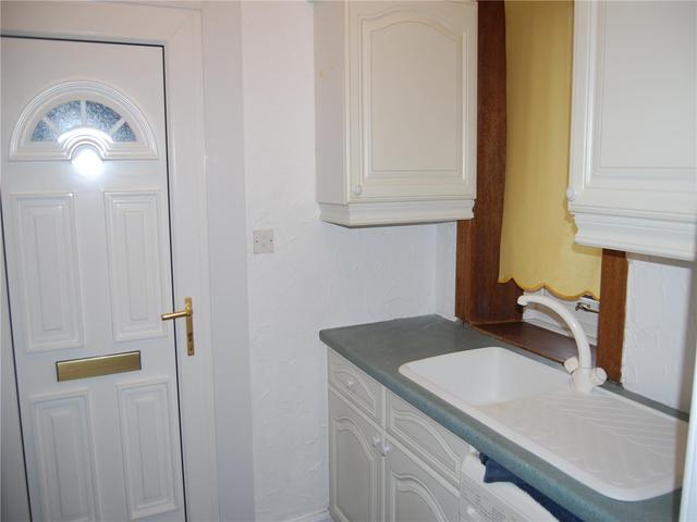  Image of 1 bedroom Flat to rent in Motherwell Road Bellshill ML4 at Bellshill North Lanarkshire North Lanarkshire, ML4 2DX
