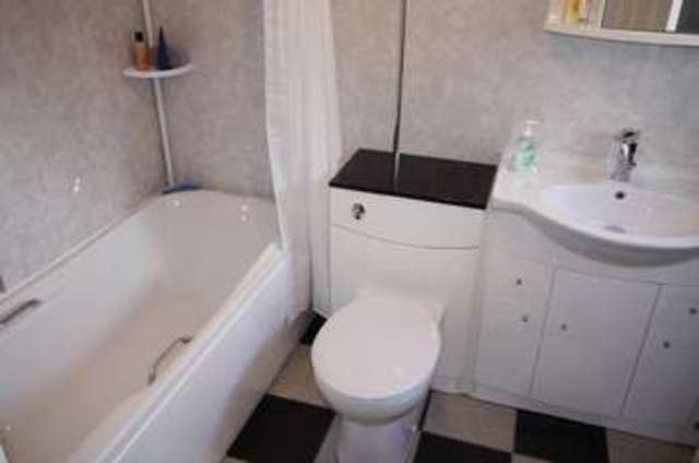  Image of 3 bedroom Terraced house for sale in Mount Pleasant Road Goole DN14 at Goole East Yorkshire, DN14 6LH