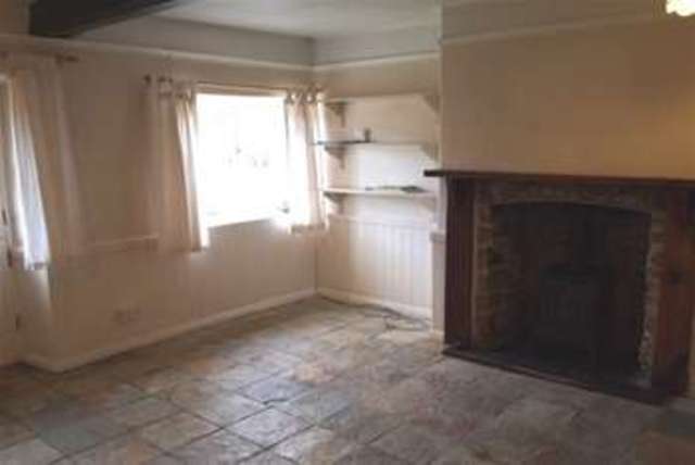  Image of 2 bedroom Property to rent in Mount Street Bishops Lydeard Taunton TA4 at Taunton, TA4 3AN