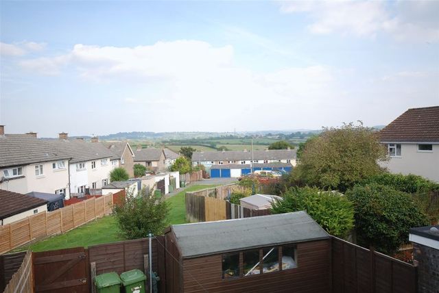  Image of 3 bedroom Terraced house for sale in Mountsfield Frome BA11 at Mountsfield  Frome, BA11 5AR