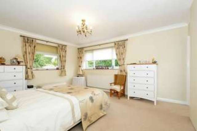  Image of 4 bedroom Detached house for sale in Mountview Northwood HA6 at Northwood, HA6 3NZ
