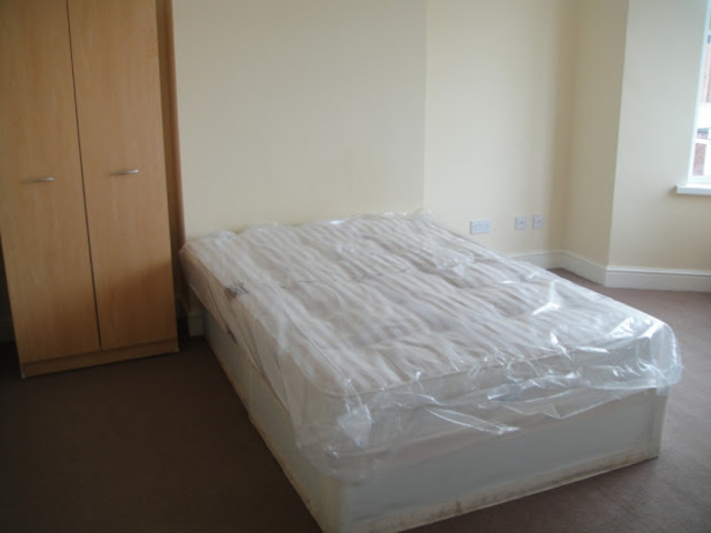  Image of 4 bedroom Terraced house to rent in Moy Road Cardiff CF24 at Moy Road  Cardiff, CF24 4TE