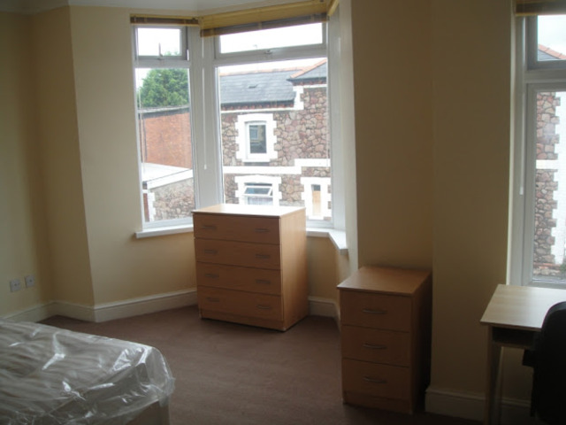  Image of 4 bedroom Terraced house to rent in Moy Road Cardiff CF24 at Moy Road  Cardiff, CF24 4TE