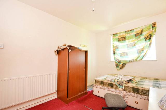  Image of 3 bedroom Flat for sale in Rideout Street London SE18 at Mulgrave House, Rideout Street  Woolwich, SE18 5EL