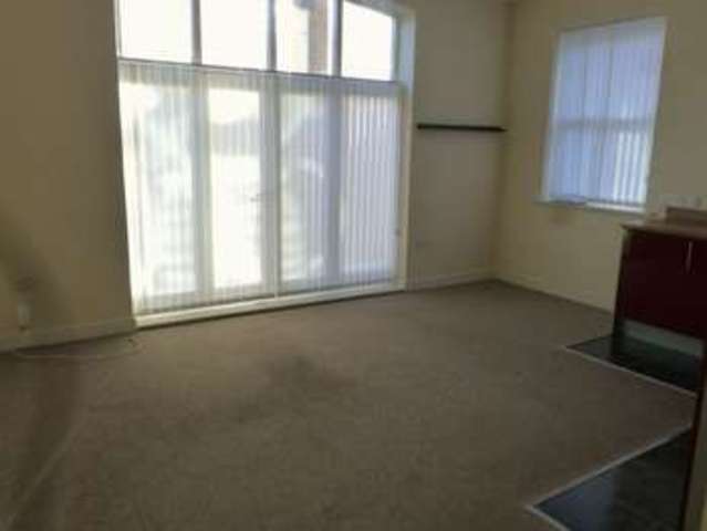  Image of 1 bedroom Flat to rent in Murat Street Waterloo Liverpool L22 at Murat Street Waterloo Liverpool, L22 8QW