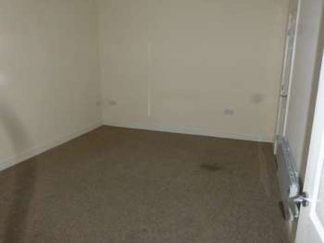  Image of 1 bedroom Flat to rent in Murat Street Waterloo Liverpool L22 at Murat Street Waterloo Liverpool, L22 8QW