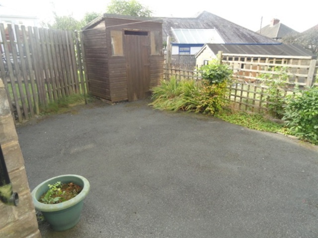  Image of 3 bedroom Semi-Detached house for sale in Nab Wood Drive Shipley BD18 at Nab Wood, Shipley, BD18 4EL
