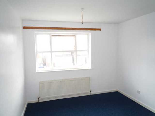  Image of 3 bedroom Semi-Detached house to rent in Nairn Close Hall Green Birmingham B28 at Nairn Close  Birmingham, B28 0NX