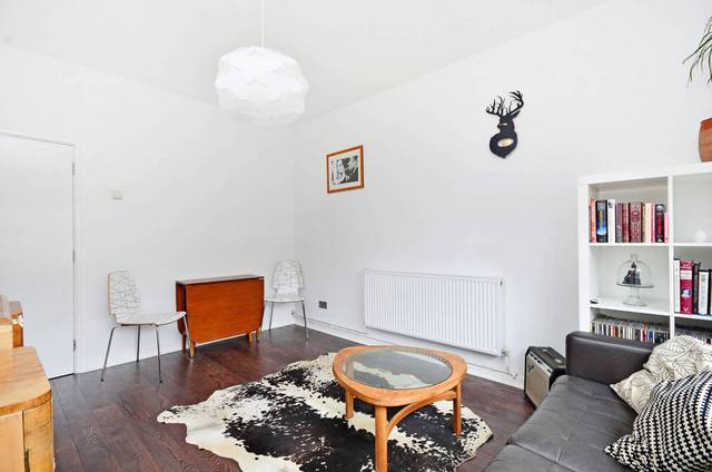  Image of 1 bedroom Flat for sale in Narford Road London E5 at Narford Road  Hackney, E5 8RD