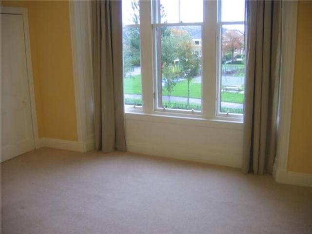  Image of 2 bedroom Flat to rent in Naseby Avenue Glasgow G11 at Broomhill Glasgow Glasgow, G11 7JQ