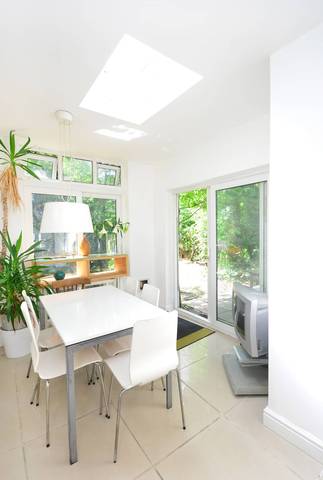  Image of 6 bedroom Detached house for sale in Navarino Road London E8 at Navarino Road  London Fields, E8 1AD