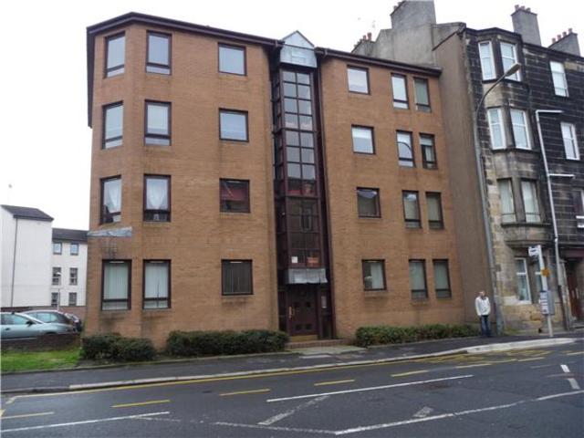  Image of 2 bedroom Flat to rent in Neilston Road Paisley PA2 at Paisley Renfrewshire Renfrewshire, PA2 6LL