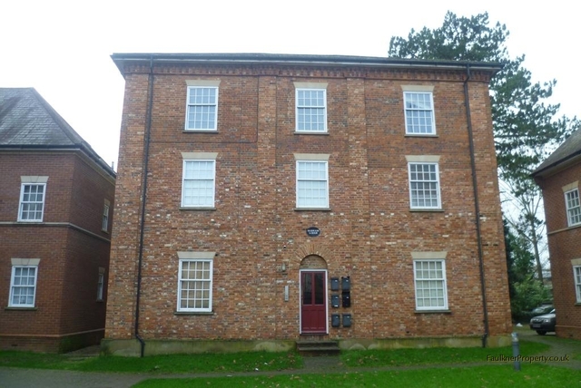  Image of 1 bedroom Apartment to rent in Nelson Street Buckingham MK18 at Buckingham, MK18 1GS