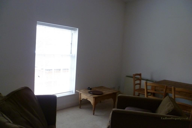  Image of 1 bedroom Apartment to rent in Nelson Street Buckingham MK18 at Buckingham, MK18 1GS