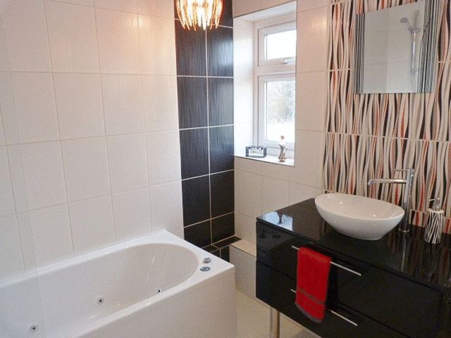  Image of 2 bedroom Property for sale in Nettlecroft Welwyn Garden City AL7 at Nettlecroft  Welwyn Garden City, AL7 2DW