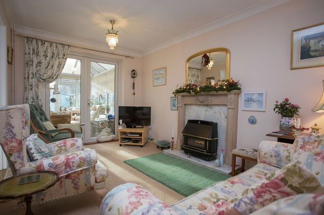  Image of 3 bedroom Detached house for sale in Neville Gardens Emsworth PO10 at Neville Gardens  Emsworth, PO10 7XZ