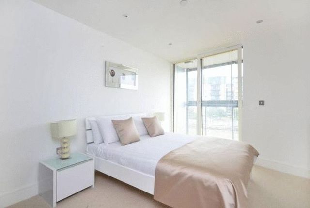  Image of 3 bedroom Flat to rent in Dowells Street London SE10 at Dowells Street  London, SE10 9FQ