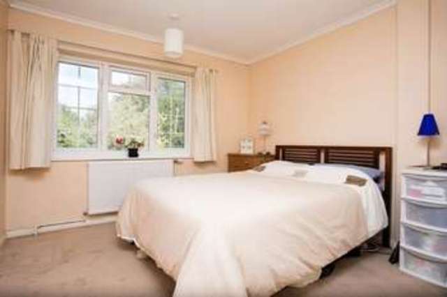  Image of 3 bedroom Detached house for sale in New Cut Hayling Island PO11 at New Cut  Hayling Island, PO11 0NB