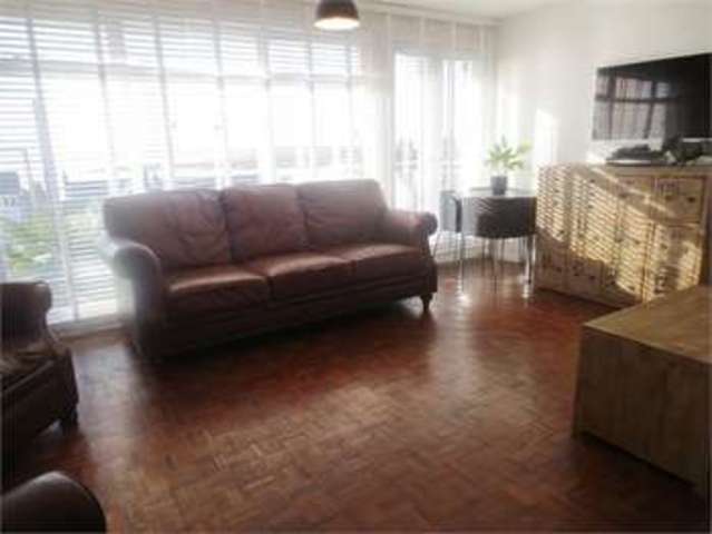  Image of 2 bedroom Apartment for sale in New Road Leigh-on-Sea SS9 at New road Leigh on sea Leigh-on-Sea, SS9 2EB