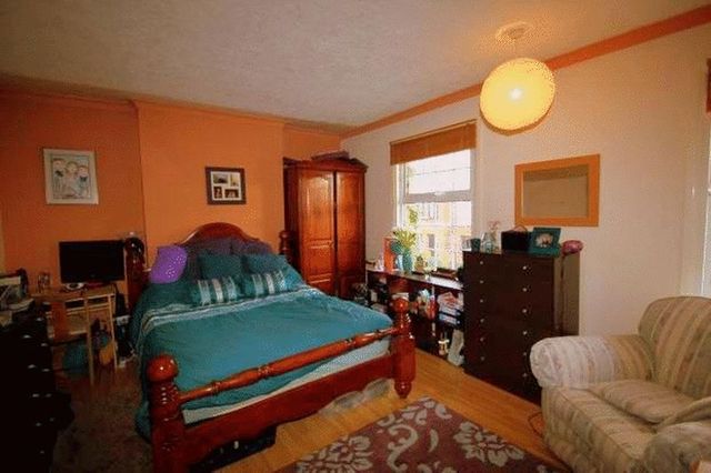  Image of 4 bedroom Semi-Detached house to rent in New Road Hillingdon Uxbridge UB8 at New Road  Uxbridge, UB8 3DX