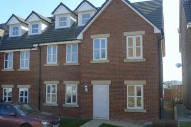  Image of 5 bedroom Semi-Detached house for sale in Oak Tree Drive New Silksworth Sunderland SR3 at Oak Tree Drive New Silksworth Sunderland, SR3 2AE