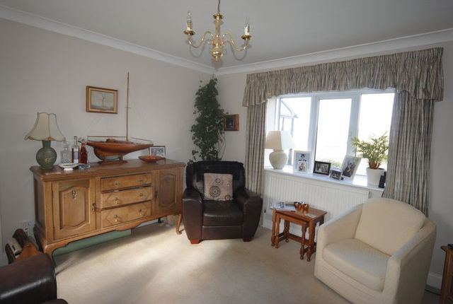  Image of 3 bedroom Cottage for sale in New Street Somerton TA11 at New Street  Somerton, TA11 7NS