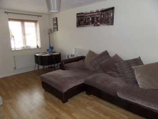  Image of 2 bedroom Terraced house to rent in Newbolt Close Newport Pagnell MK16 at Newport Pagnell, MK16 8ND