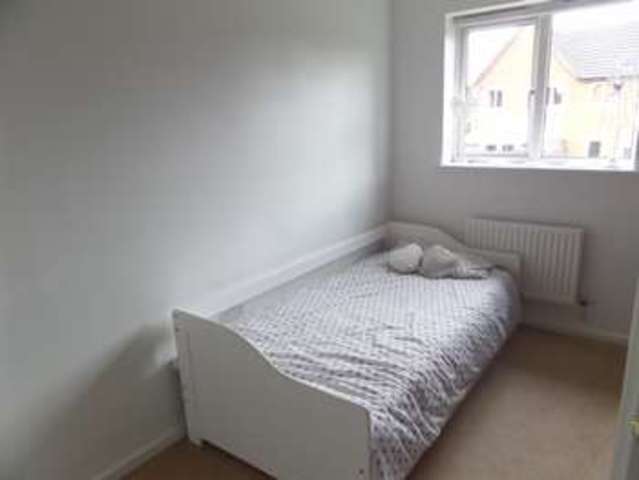  Image of 2 bedroom Terraced house to rent in Newbolt Close Newport Pagnell MK16 at Newport Pagnell, MK16 8ND
