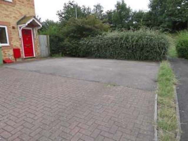  Image of 2 bedroom Terraced house to rent in Newbolt Close Newport Pagnell MK16 at Newport Pagnell, MK16 8ND