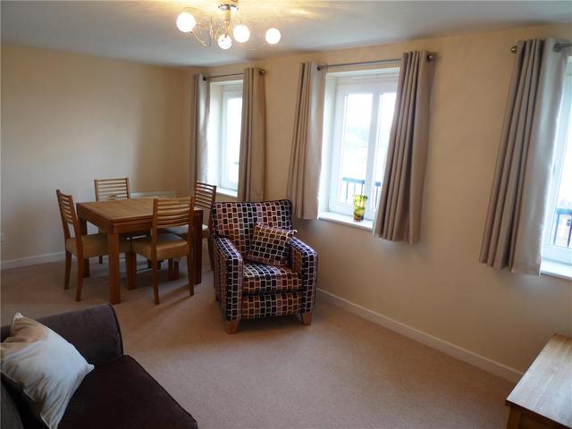  Image of 2 bedroom Flat to rent in Newhaven Place Edinburgh EH6 at Leith Edinburgh Edinburgh, EH6 4TG