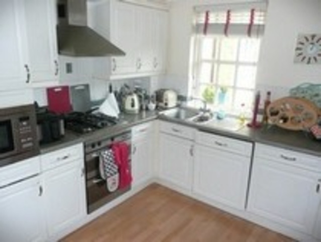  Image of 2 bedroom Flat to rent in Newhaven Place Edinburgh EH6 at Newhaven Edinburgh Edinburgh, EH6 4TW