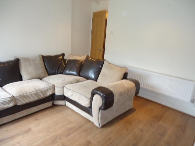  Image of 2 bedroom Flat to rent in Newsham Drive Liverpool L6 at Newsham Park  Liverpool, L6 7UG