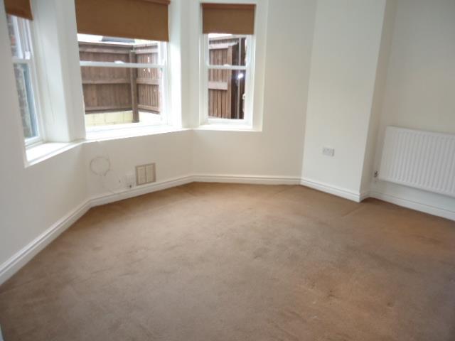  Image of 2 bedroom Flat to rent in Newsham Drive Liverpool L6 at Newsham Park  Liverpool, L6 7UG