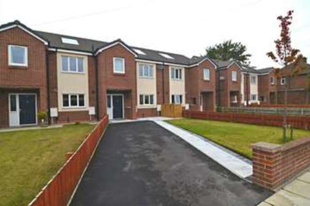  Image of 3 bedroom Semi-Detached house for sale in Wightman Avenue Newton-Le-Willows WA12 at Belvedere Road  Newton Le Willows, WA12 0LS