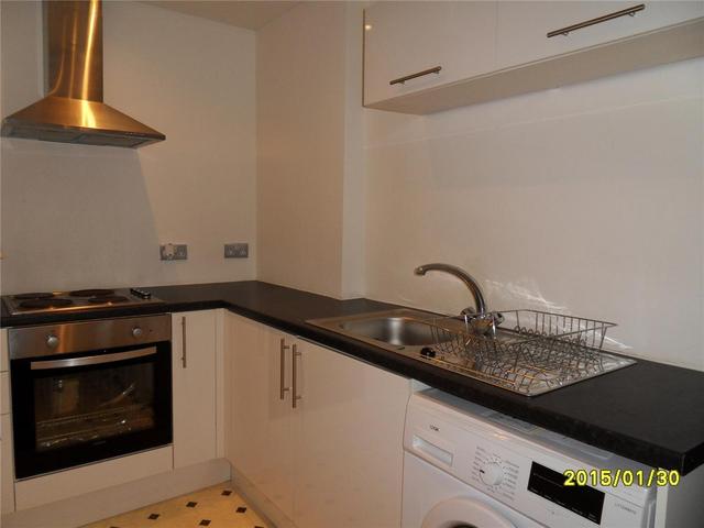  Image of 2 bedroom Flat to rent in Nithsdale Drive Glasgow G41 at Pollokshaws Glasgow Glasgow, G41 2PN