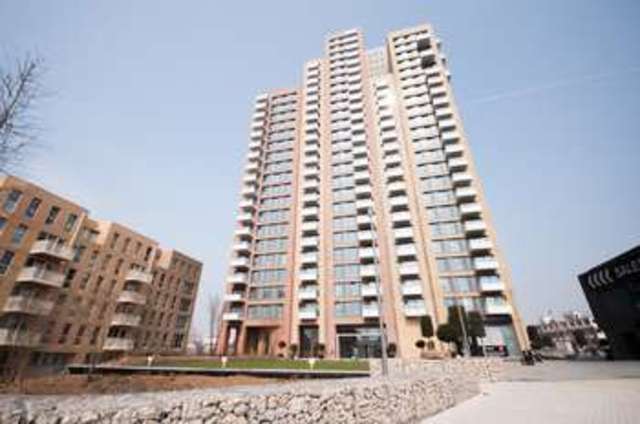  Image of 2 bedroom Flat for sale in Jefferson Plaza London E3 at Marner Point  Bow, E3 3QE