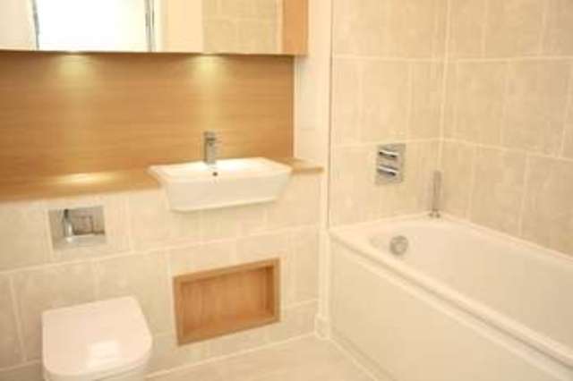  Image of 2 bedroom Flat for sale in Jefferson Plaza London E3 at Marner Point  London, E3 3QE