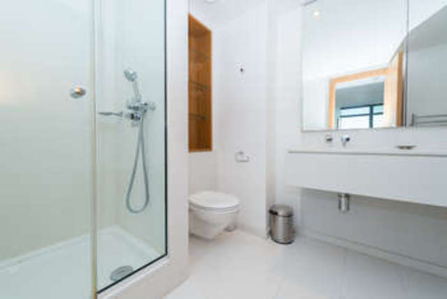  Image of 2 bedroom Flat to rent in Hertsmere Road London E14 at Canary Wharf, E14 4EF