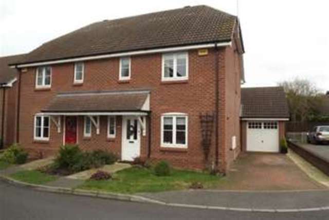  Image of 3 bedroom Detached house to rent in Lanes End Chineham Basingstoke RG24 at Basingstoke, RG24 8LF