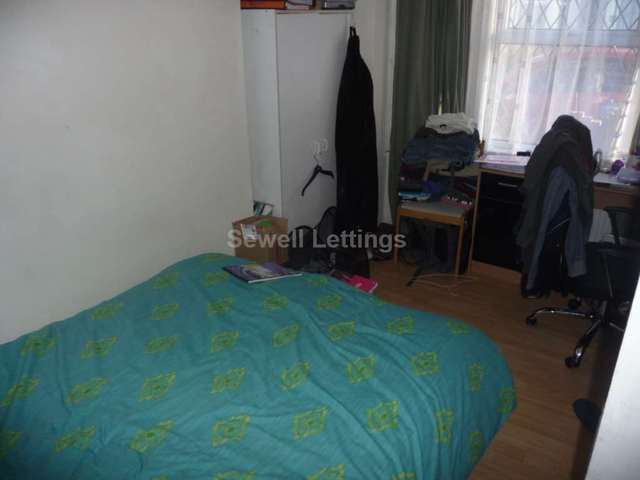  Image of 7 bedroom Terraced house to rent in Norris Road Earley Reading RG6 at Norris Road  Reading, RG6 1NJ