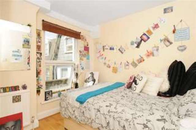  Image of 4 bedroom Apartment for sale in Norroy Road London SW15 at Putney Vale, SW15 1PQ