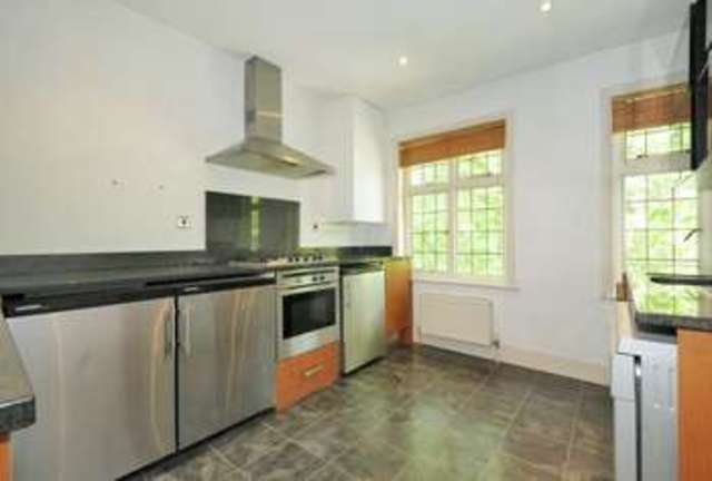  Image of 3 bedroom Flat for sale in North Approach Northwood HA6 at North Approach  Moor Park, HA6 2JH