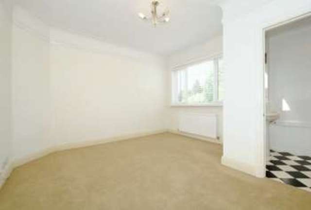  Image of 3 bedroom Flat for sale in North Approach Northwood HA6 at North Approach  Moor Park, HA6 2JH