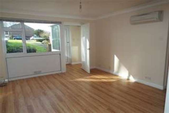  Image of 1 bedroom Maisonette to rent in Hoe Lane North Baddesley Southampton SO52 at Southampton, SO52 9NH