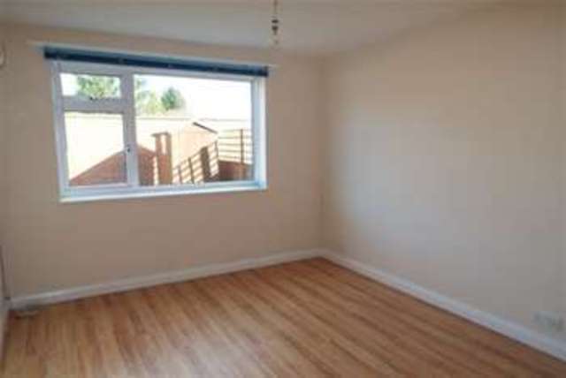  Image of 1 bedroom Maisonette to rent in Hoe Lane North Baddesley Southampton SO52 at Southampton, SO52 9NH