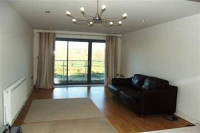  Image of 2 bedroom Flat to rent in Forest View London E4 at North Chingford, E4 7AU