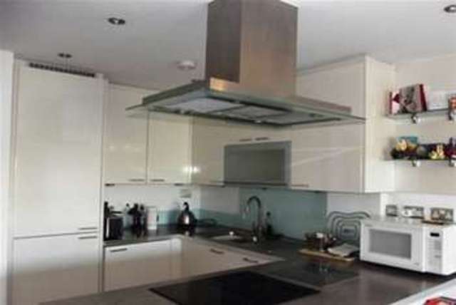  Image of 2 bedroom Flat to rent in Forest View London E4 at North Chingford, E4 7AU